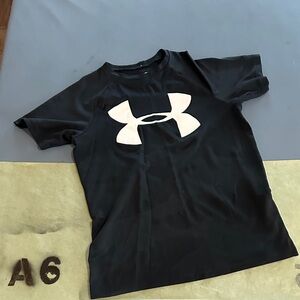 Under Armour Black and White Kids Short Sleeve Tee